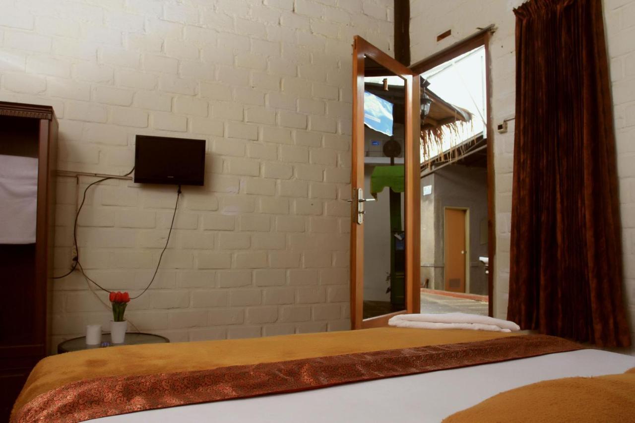 Bantal Guling Villa Lembang Εξωτερικό φωτογραφία