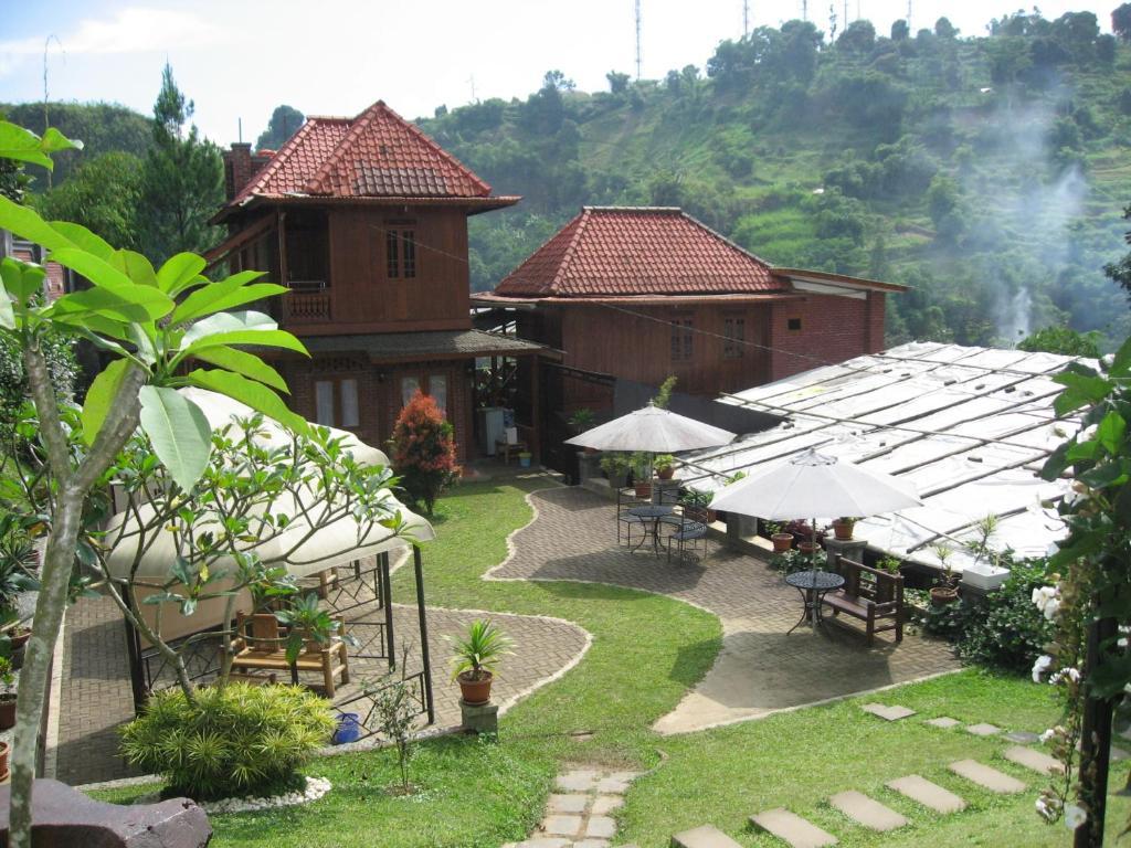 Bantal Guling Villa Lembang Εξωτερικό φωτογραφία